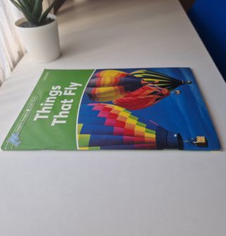 Things That Fly • Dolphin Readers 3