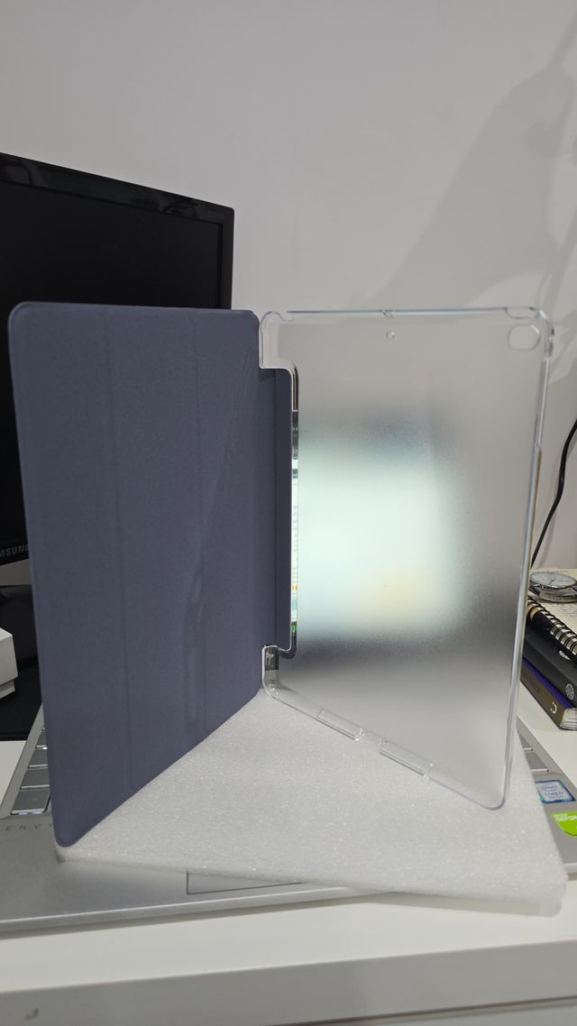 Custodia per iPad 9 7'6.a/5.a '́'