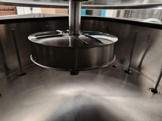 Se vende llenadora, embotelladora