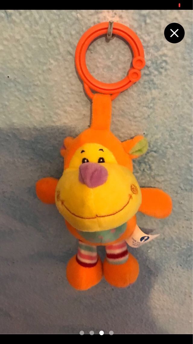 Muñeco para colgar en el carro