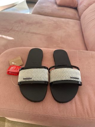 Chanclas Havaianas a estrenar