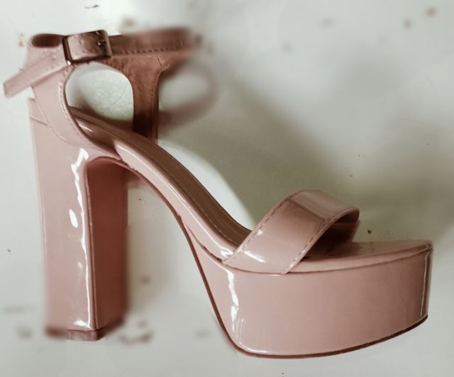 Sandalias tacón y plataforma