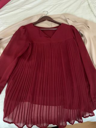 Conjunto americana mas camisa plisada