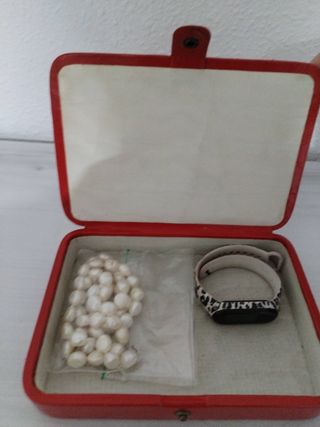 Joyero pequeño o caja para medias