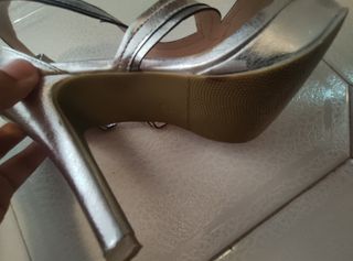 Zapato sandalia de fiesta plata con plataforma