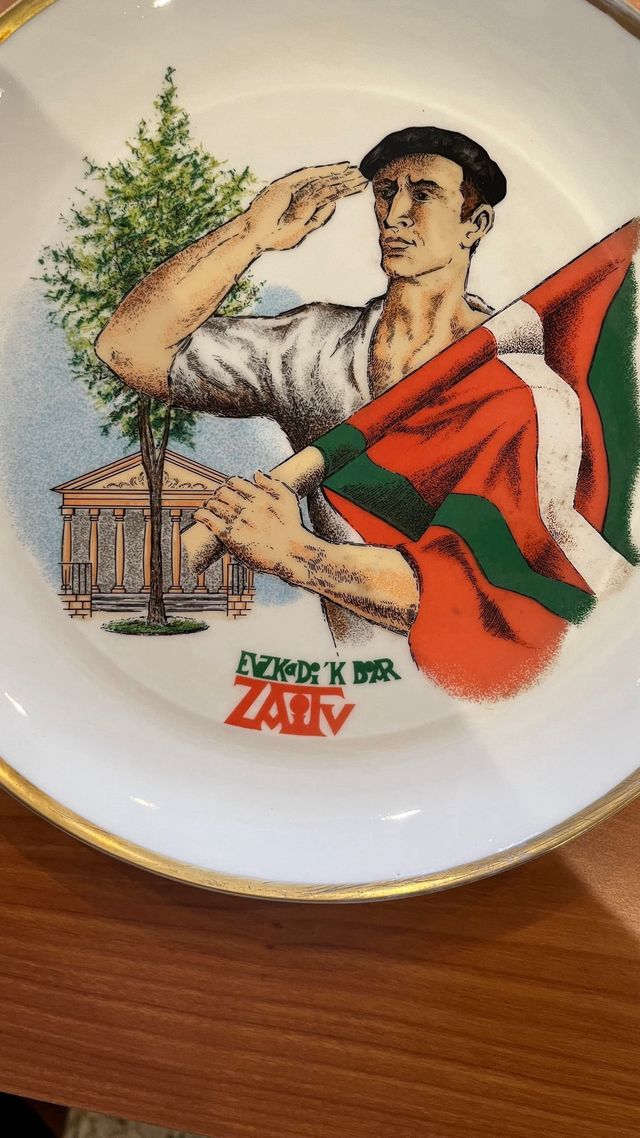 Plato descoratico Pais Vasco