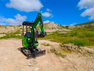 Mini excavadora nueva 1.800kg