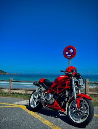 DUCATI MONSTER S2R 1000