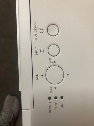 Proyector Hitachi profesional