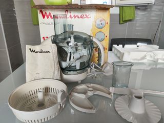 Maquina de cocina moulinex.
