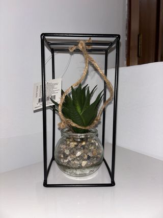 Decoración con planta artificial