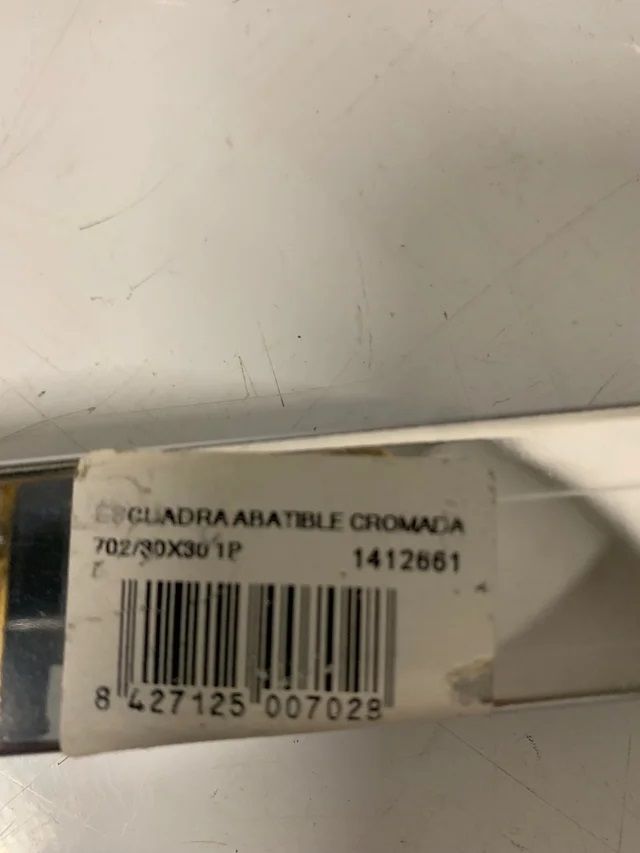 Escuadras 30x30 abatibles