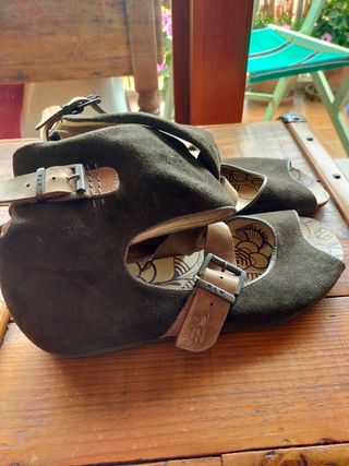 Sandalia fly London 40