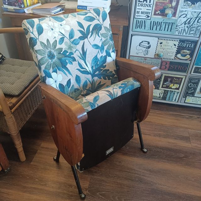 Poltrona cinema restaurata