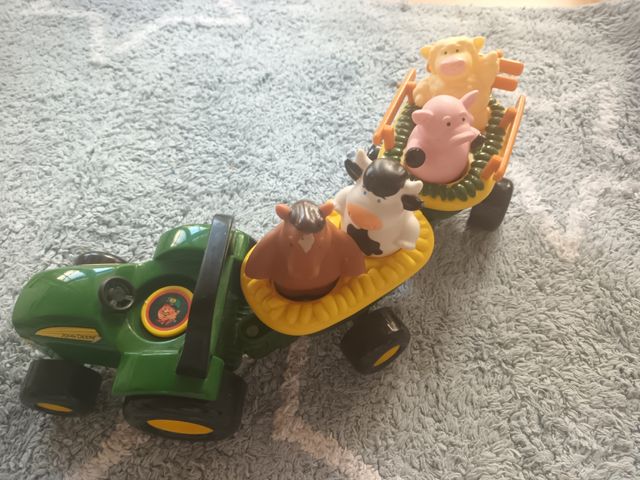 Tractor Mc Donald con animales y sonido