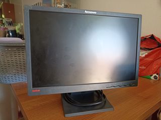 Monitor Lenovo Thinkvision L197