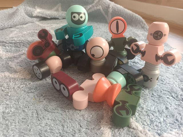 Robots imantados para montar