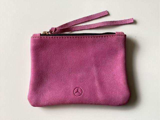 Monedero fucsia Mercedes-Benz
