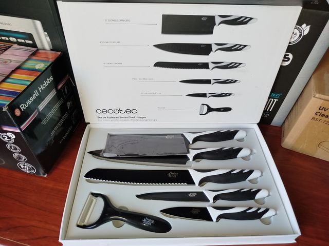 Juego cuchillos sin usar