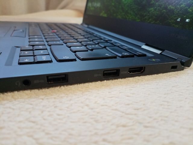 Portátil Lenovo ThinkPad X1 Carbon