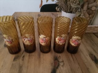 5 vasos de tubo 