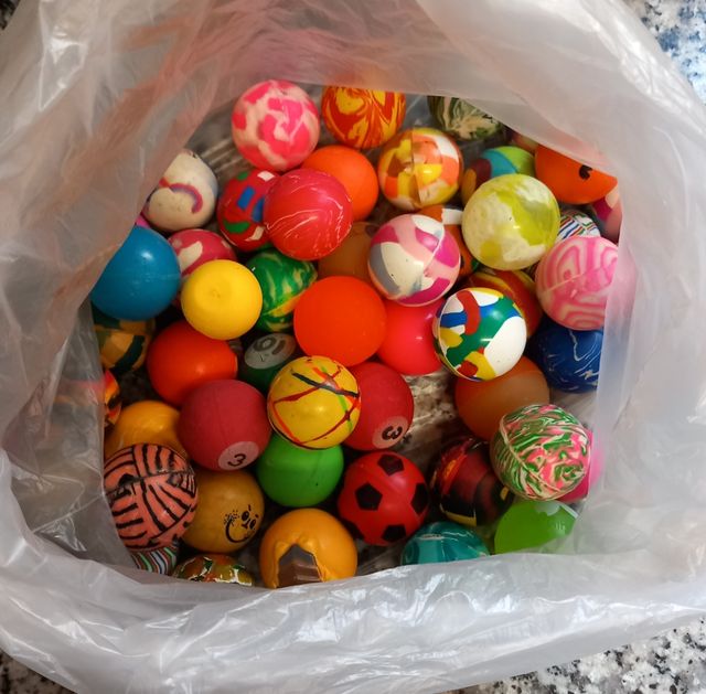 Colección de 50 pelotas de goma