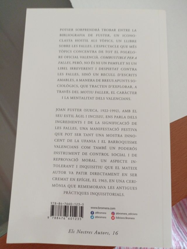 Combustible per a Falles