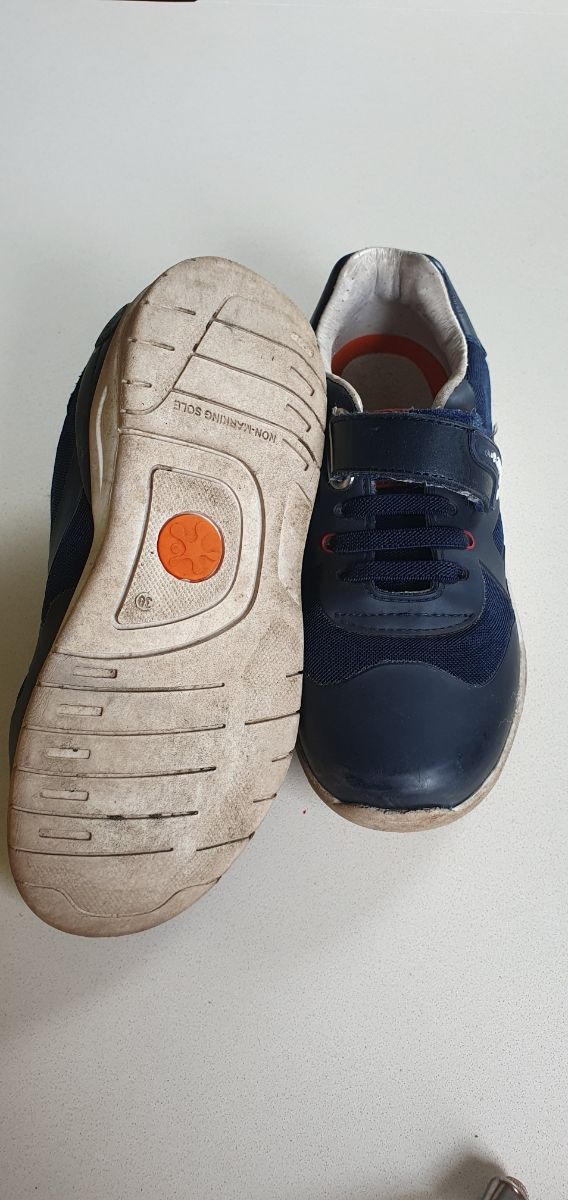 Zapatos talla 20, ,23, 24, 27, 29, 30