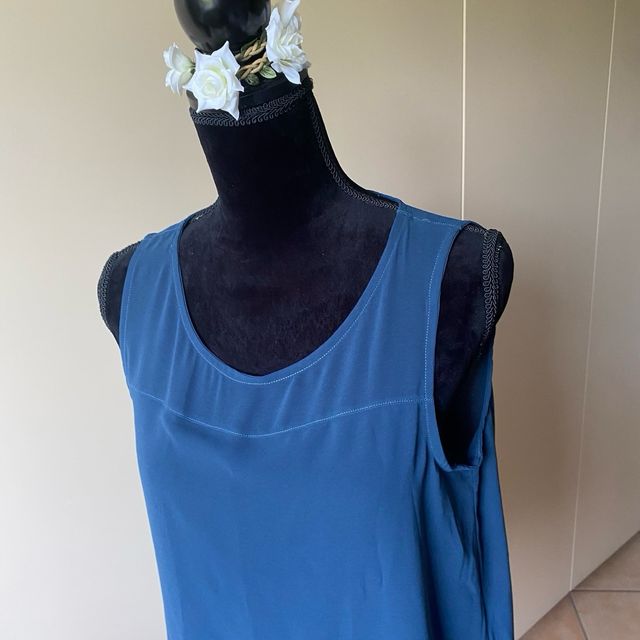 Canotta donna blu navi scuro cn fondo assimettico