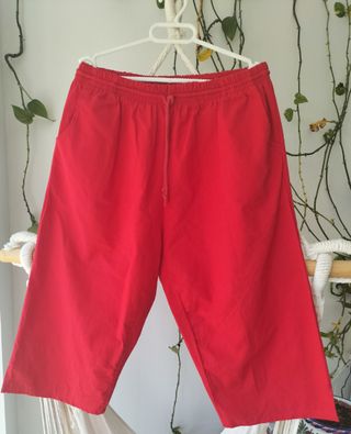 Bermudas básica roja T SG aprox. 42-44