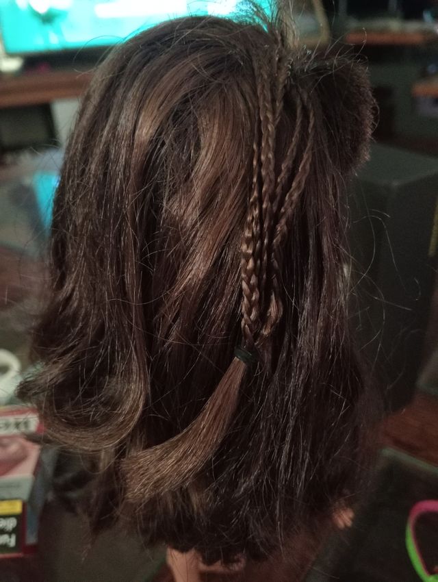 Muñeca Bratz descalza