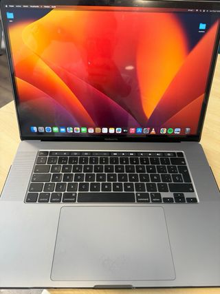 MacBook Pro 16” Touch Bar 2019 i7 2.6GHz 16GB RAM 