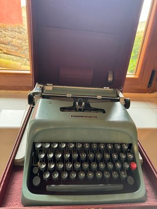 Maquinas escribir antiguas olivetti