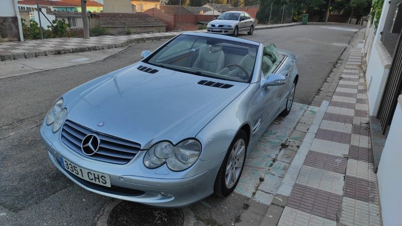Mercedes-Benz  SL 2003 - foto 1