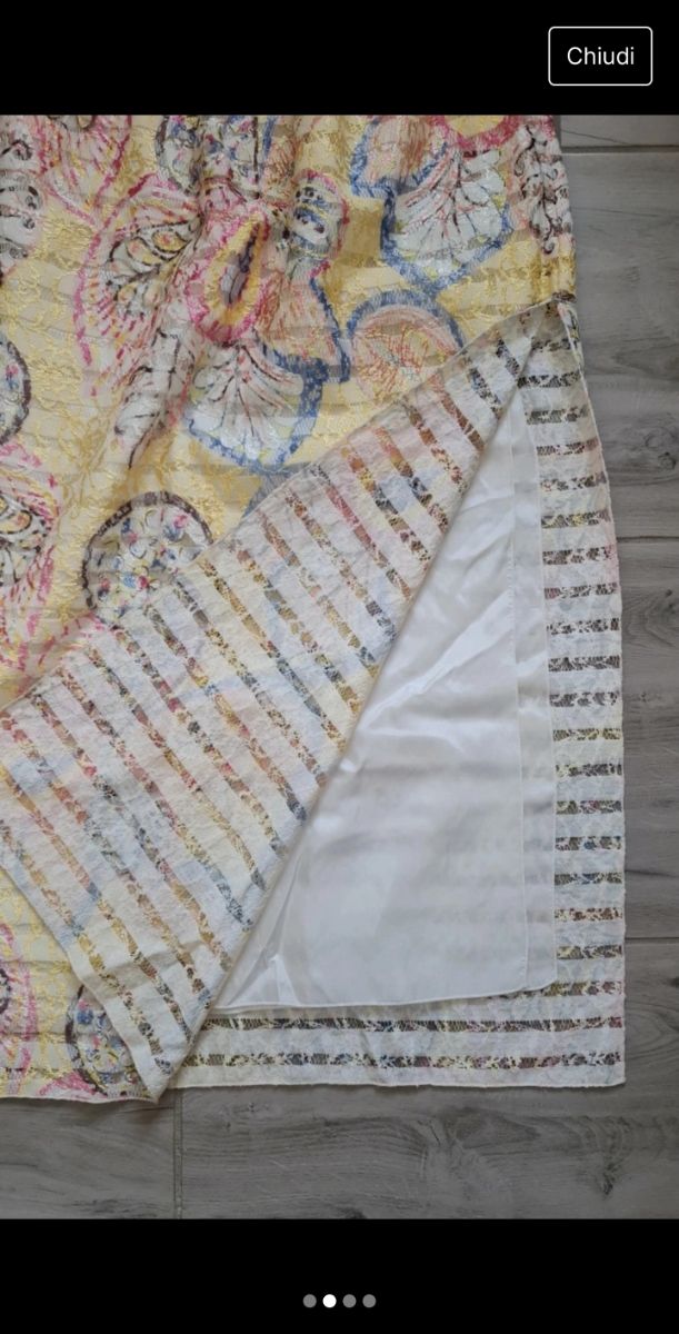 Gonna lunga ricamata NUOVA 