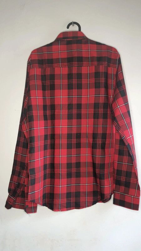 Camisa leñador cuadros tartán Zara