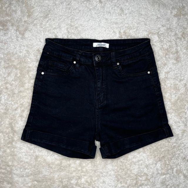 Shorts Nina Carter