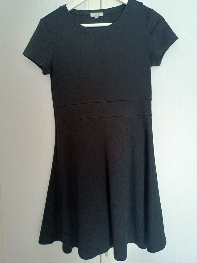 Vestito nero manica corta