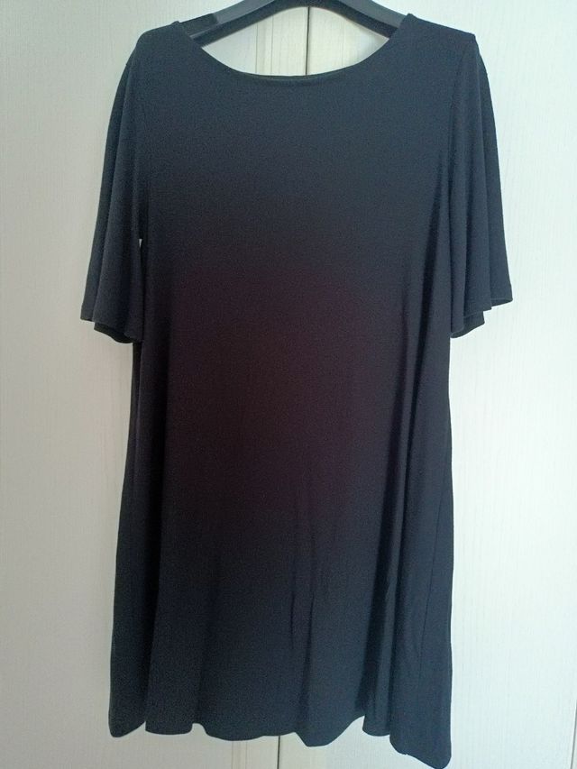 Vestito nero manica 3/4