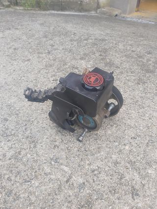 Bomba direccion