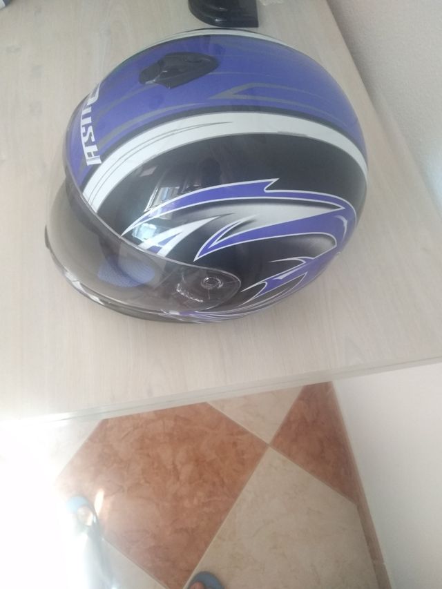 Se vende casco integral Marca Rush