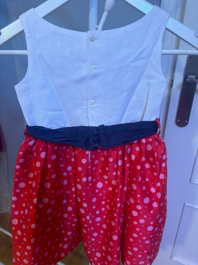 Vestido de tirantes con fajin