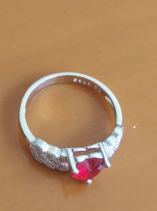Anillo de ❤️ en plata de primera ley