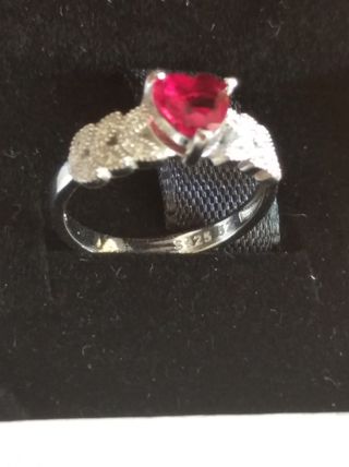 Anillo de ❤️ en plata de primera ley