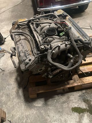 Motor v8 mercedes 300cv