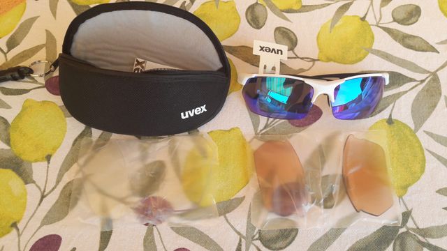 Occhiali sportivi UVEX 114, Mai indossati