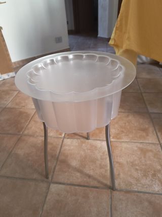 Tavolino contenitore