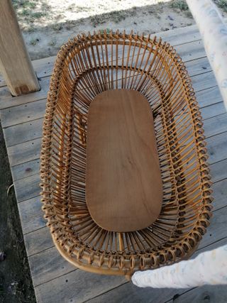 Culla vintage neonato in vimini con rotelle