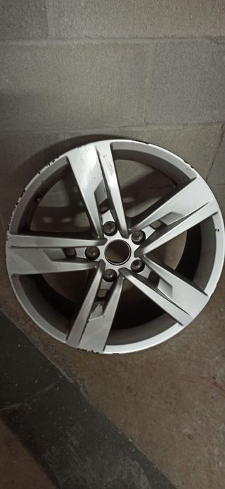 Llantas Seat León MK3 17" originales