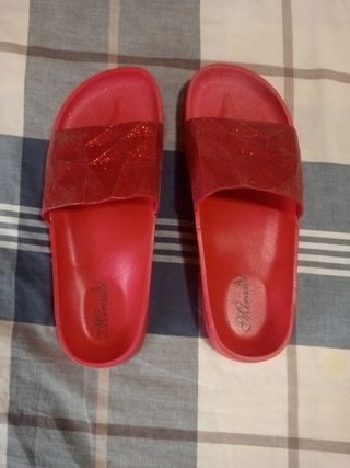SANDALIAS  DE GOMA DE MUJER